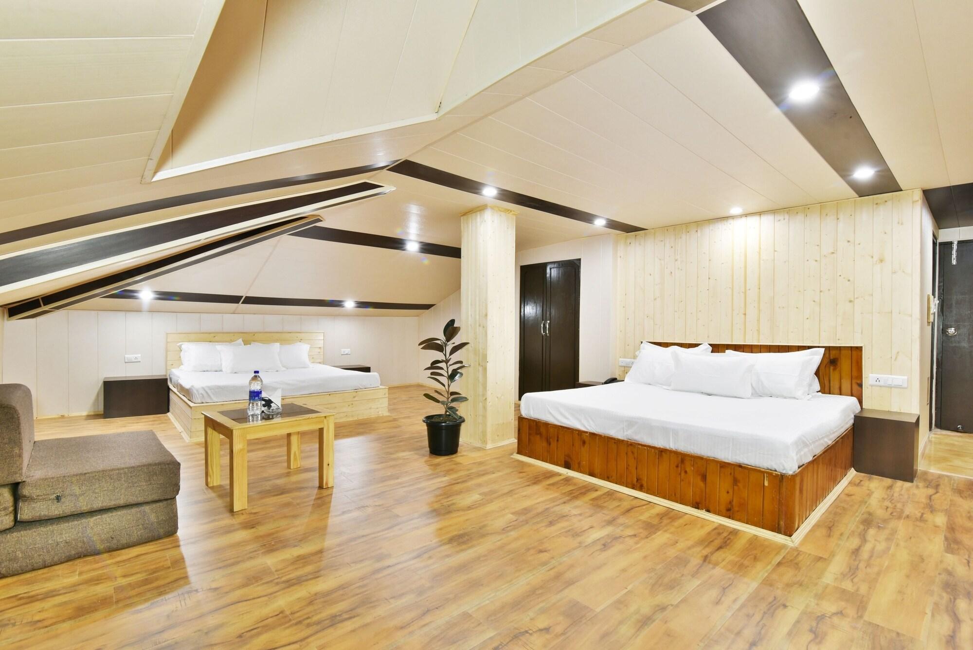 Hotel Devlok Манали Экстерьер фото