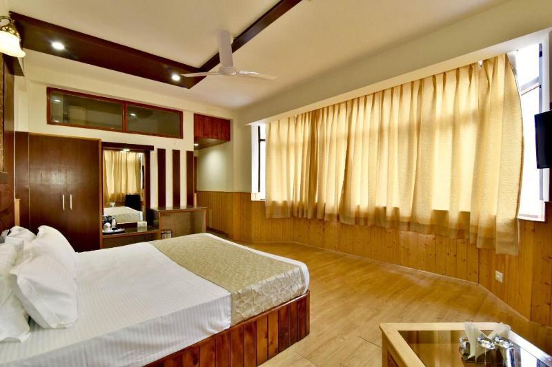 Hotel Devlok Манали Экстерьер фото